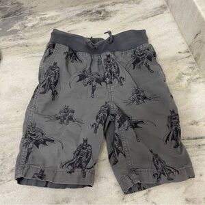 GAP Kids Charcoal Batman Graphic shorts size S/6-7